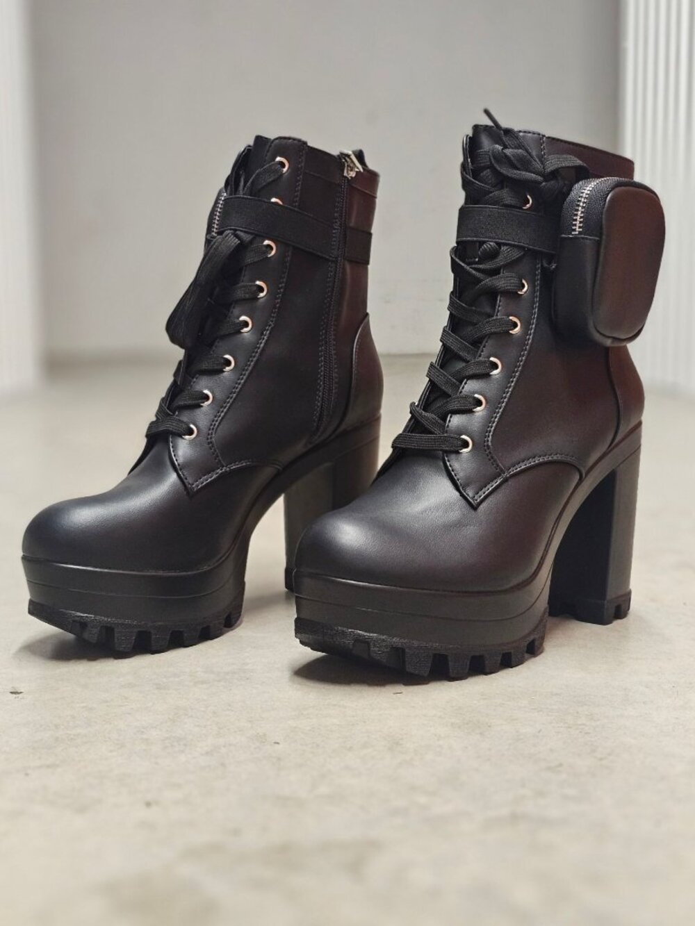 Chunky Black High-Heel Ankle Boots With Lace-Up Design with Side Pouch Rugged Pl